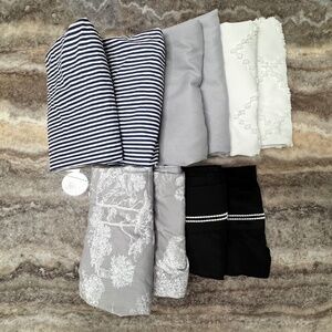 Pre-Owned Lot of 10 Standard & King Size Pillow Cases, Black/Gray/White/Blue
